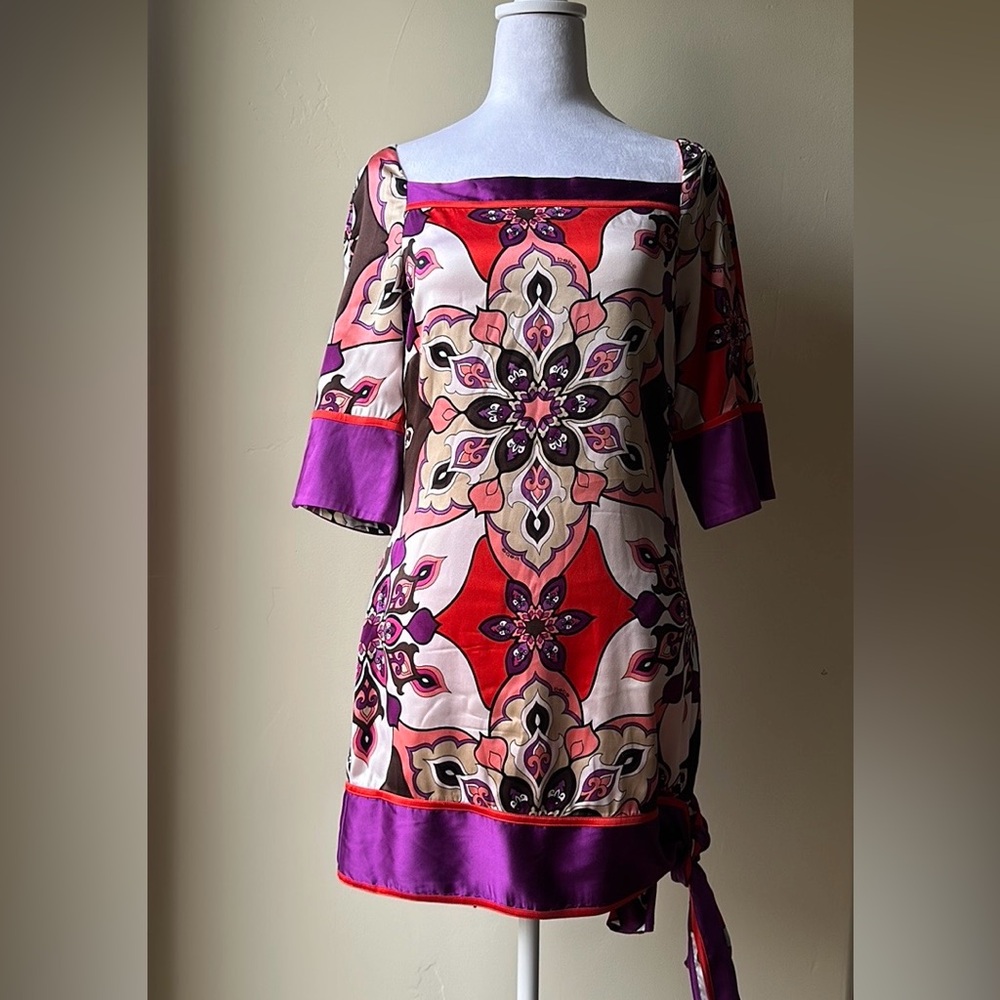 Vintage Bebe dress. No tags because it’s reversible. Size small